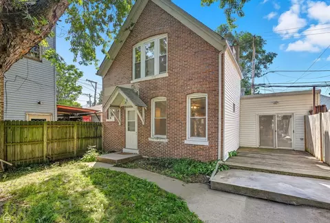 3709 W Potomac Ave, Chicago, IL 60651