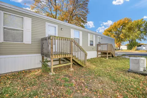 1216 Sycamore Ln, Rantoul, IL 61866