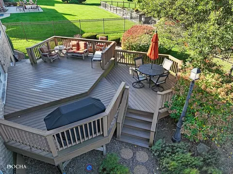 Exterior - 17618 Dunn Rd, Tinley Park, IL 60487 photo 2 of 5