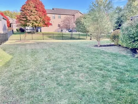 Exterior - 2810 Stevenson Dr, Bloomington, IL 61704 photo 4 of 4