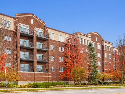Undisclosed, Downers Grove, IL 60515