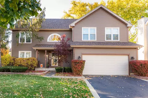 1080 Wakefield Dr, Elgin, IL 60120