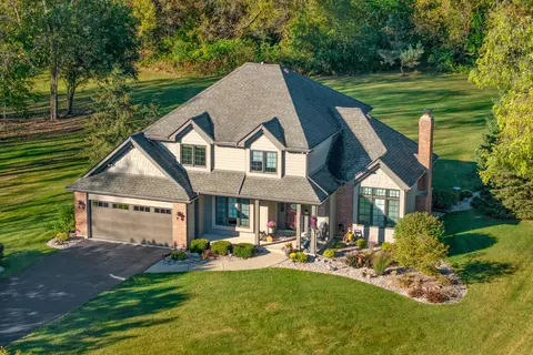 10317 Ridge Ln, Huntley, IL 60142
