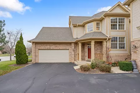 2602 Medinah Ct, Palos Heights, IL 60463
