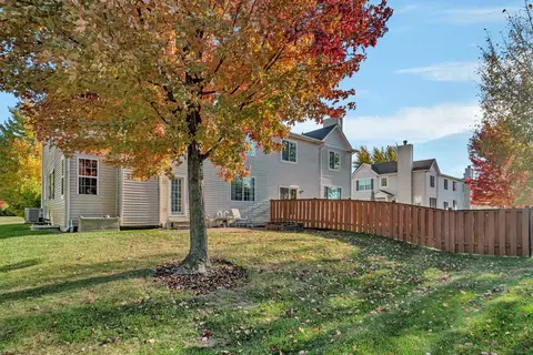 Exterior - 25408 Cove Ct, Plainfield, IL 60544 photo 6 of 9