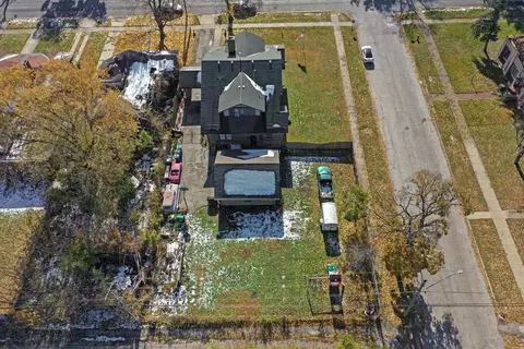 View/Area - 31 E 155th St, Harvey, IL 60426 photo 3 of 4