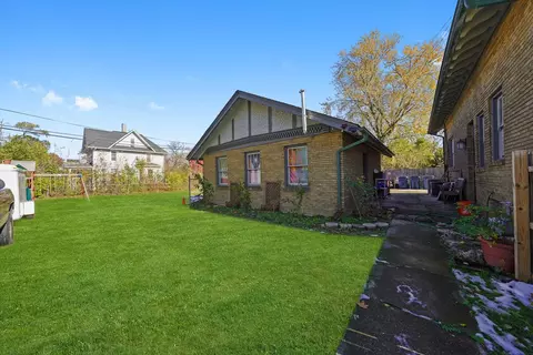 Exterior - 31 E 155th St, Harvey, IL 60426 photo 2 of 8