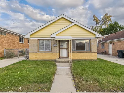 235 32nd Ave, Bellwood, IL 60104