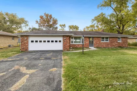 2308 E 1500s Rd, Kankakee, IL 60901