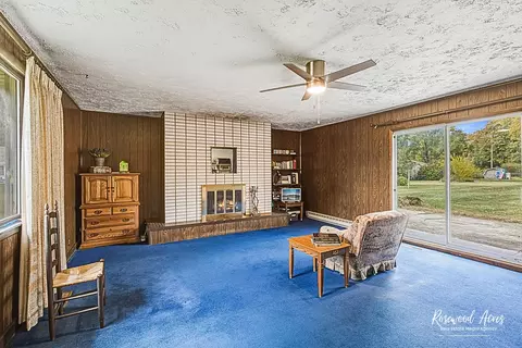 Living - 2308 E 1500s Rd, Kankakee, IL 60901 photo 5 of 6
