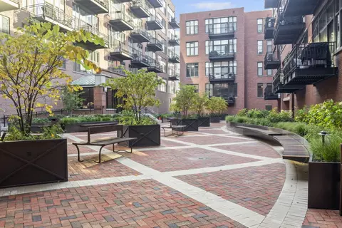333 W Hubbard St #502, Chicago, IL 60654