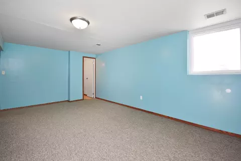 3311 Brentwood Dr, Champaign, IL 61821 photo 32