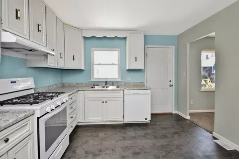 3311 Brentwood Dr, Champaign, IL 61821 photo 12