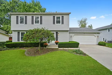 41 Lockman Cir, Elgin, IL 60123