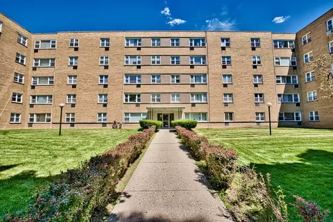 6161 N Hoyne Ave #414, Chicago, IL 60659