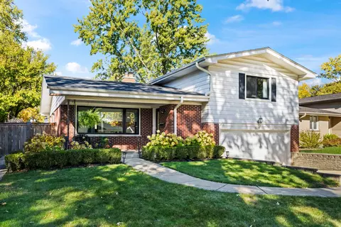 2020 Walnut St, Park Ridge, IL 60068