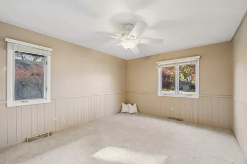 Bedroom - Undisclosed, Elgin, IL 60123 photo 1 of 4