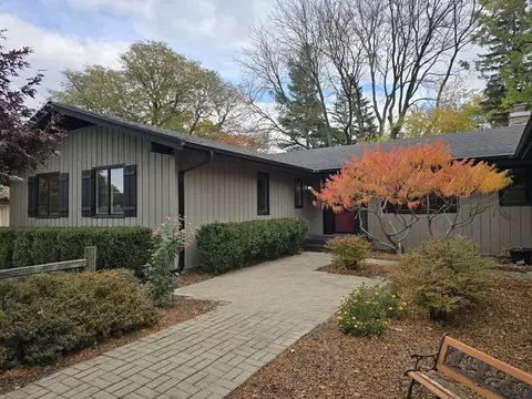 Exterior - Undisclosed, Elgin, IL 60123 photo 5 of 8
