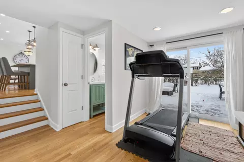 Entry Way - Undisclosed, Wheeling, IL 60090 photo 1 of 1