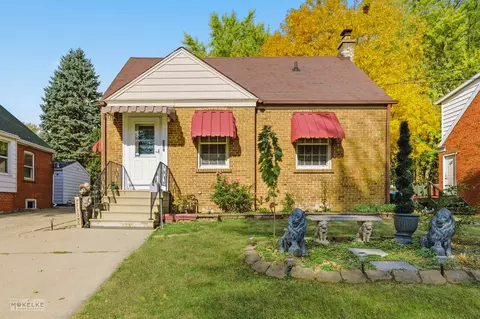 412 15th St, Mendota, IL 61342