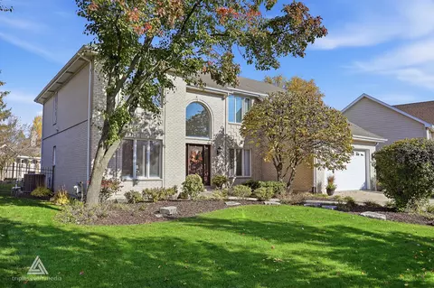 11008 Laurel Hill Dr, Orland Park, IL 60467