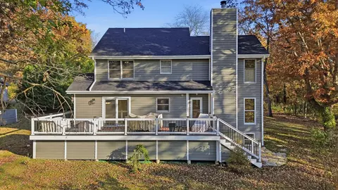 Exterior - 507 N Sangamon Ln, Dixon, IL 61021 photo 6 of 16