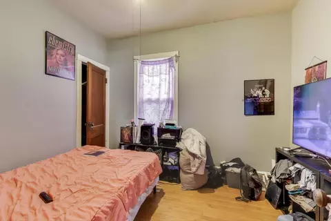 Bedroom - Undisclosed, Chicago, IL 60625 photo 4 of 9