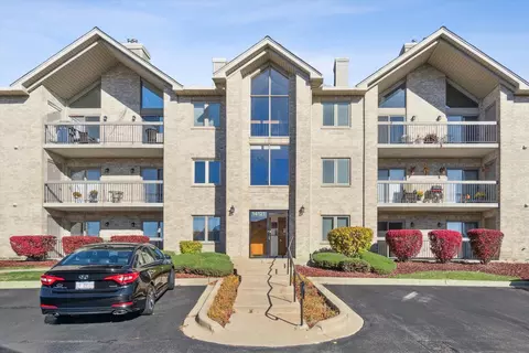 14121 Norwich Ln #103, Orland Park, IL 60467