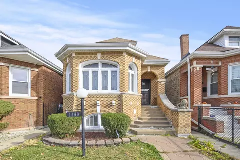 8443 S Hermitage Ave, Chicago, IL 60620