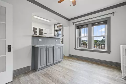 7212 Jackson Blvd N #3E, Forest Park, IL 60130 photo 5