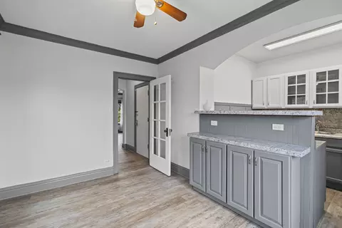 7212 Jackson Blvd N #3E, Forest Park, IL 60130 photo 7