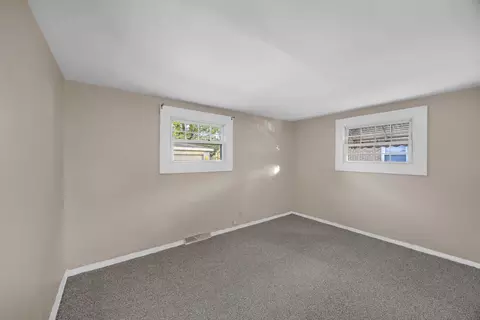 Bedroom - 16501 Oxford Dr S, Markham, IL 60428 photo 1 of 3