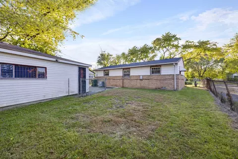 Exterior - 16501 Oxford Dr S, Markham, IL 60428 photo 2 of 2
