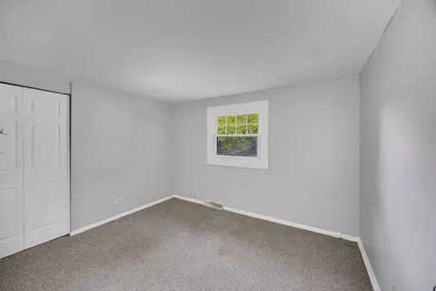 Bedroom - 16501 Oxford Dr S, Markham, IL 60428 photo 2 of 3