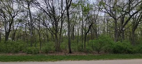 619 Mississippi Dr, Dixon, IL 61021