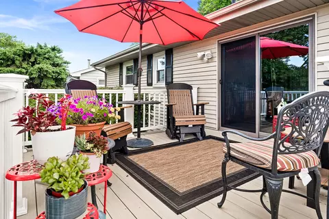 Exterior - 308 Raleigh Ct, Normal, IL 61761 photo 7 of 11