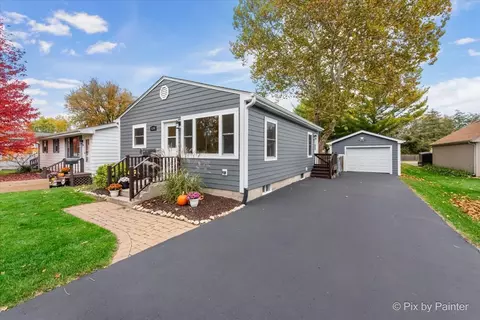 134 Prairie St, Genoa, IL 60135