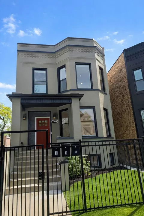 7337 S Harvard Ave, Chicago, IL 60621