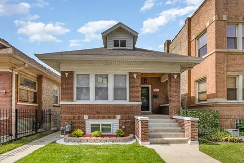 7810 S Bishop St, Chicago, IL 60620