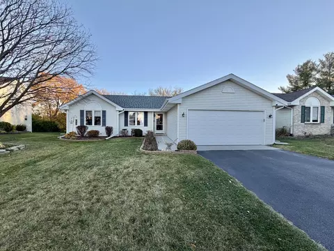 5969 Birkenshaw Ln, Loves Park, IL 61111