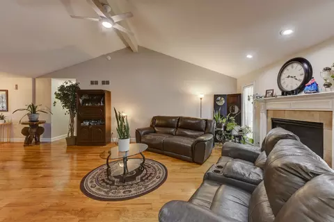Living - 4999 W Hawk Ln, Monee, IL 60449 photo 1 of 2