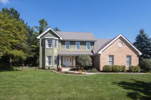 3404 Green Pastures Rd, Carpentersville, IL 60110