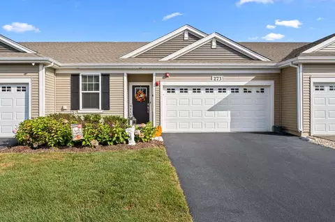 273 Ridley St, North Aurora, IL 60542