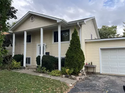342 Allanson Rd, Mundelein, IL 60060