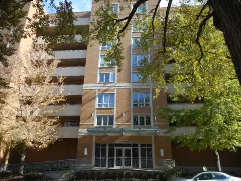 Undisclosed, River Forest, IL 60305