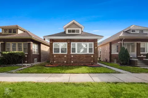 7733 S Luella Ave, Chicago, IL 60649