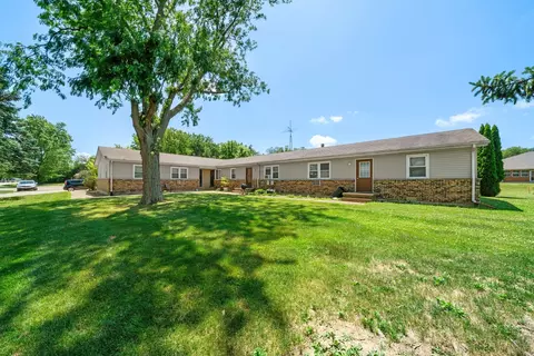 1610 Suydam Rd, Sandwich, IL 60548