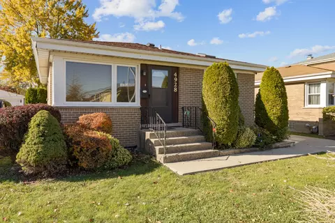 4928 N Overhill Ave, Norridge, IL 60706