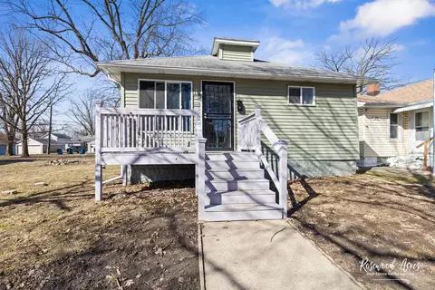 245 N 6th Ave, Kankakee, IL 60901