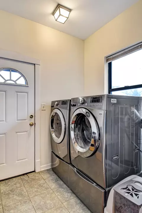 Other - 1447 W Warner Ave #2W, Chicago, IL 60613 photo 4 of 8